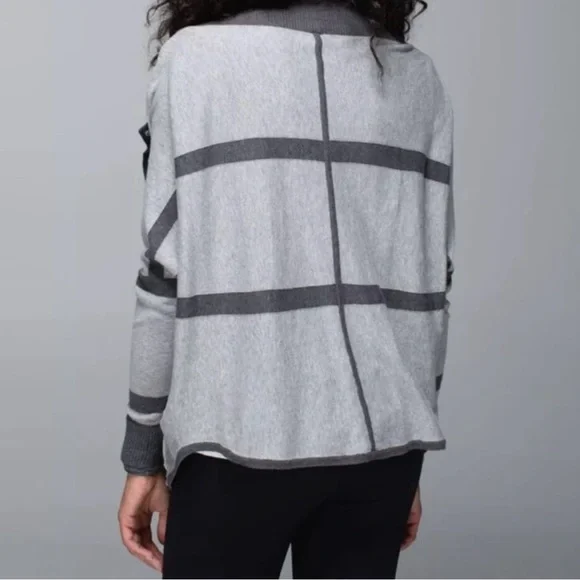 Lululemon After Class Cardigan Button Up Grey 2-Way Wear Cotton Women Sz 6 - Picture 6 of 11
